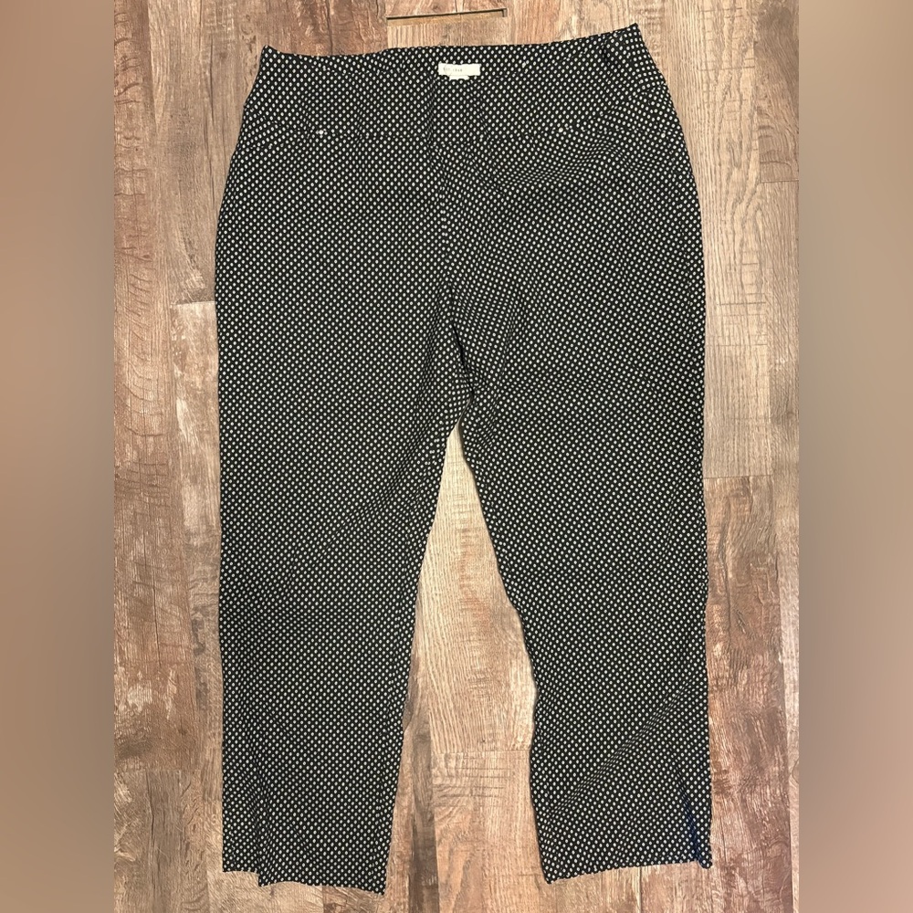 EST. 1946 Black Polka Dot Pants Size: 20WP